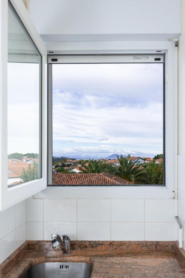 Larrun - Vue Sur La Montagne Proche De La Plage Bidart Exterior foto